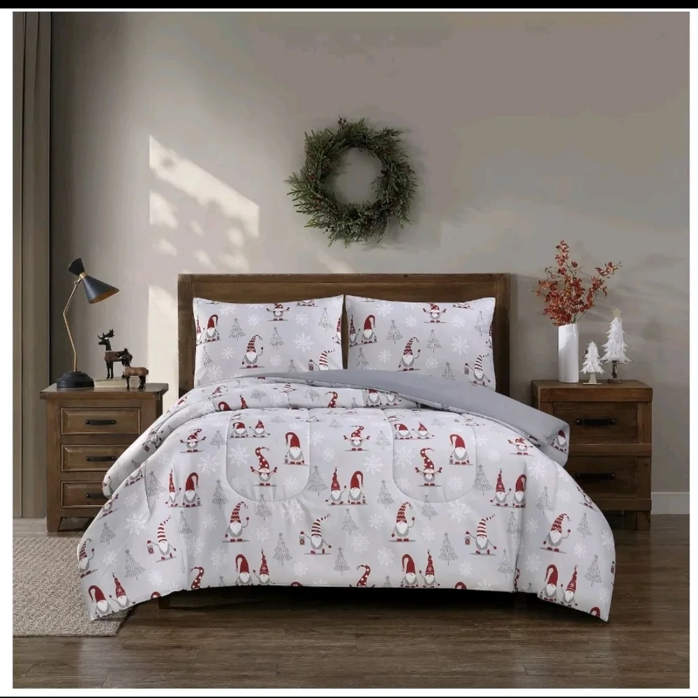Hudson & Main Wintertime Print Comforter Set with Shams (Full/Queen)